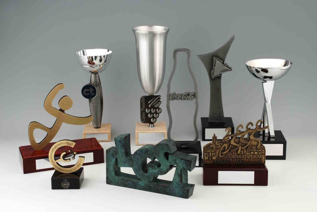 Trofeos personalizados en Cantabria - Merchandising